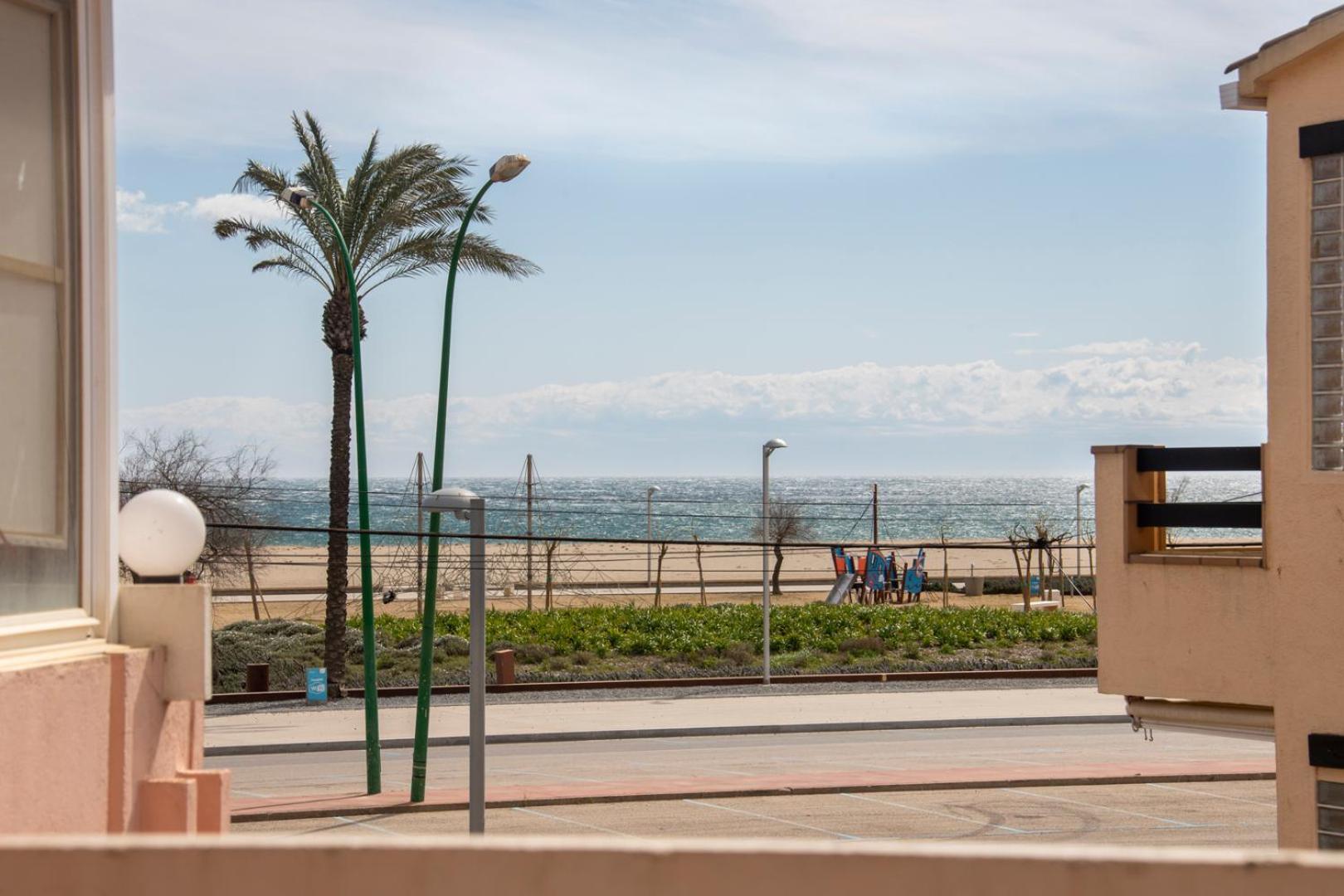 1012 Apartamento Cerca De La Playa By Homeselectspain エンプリアブラバ エクステリア 写真